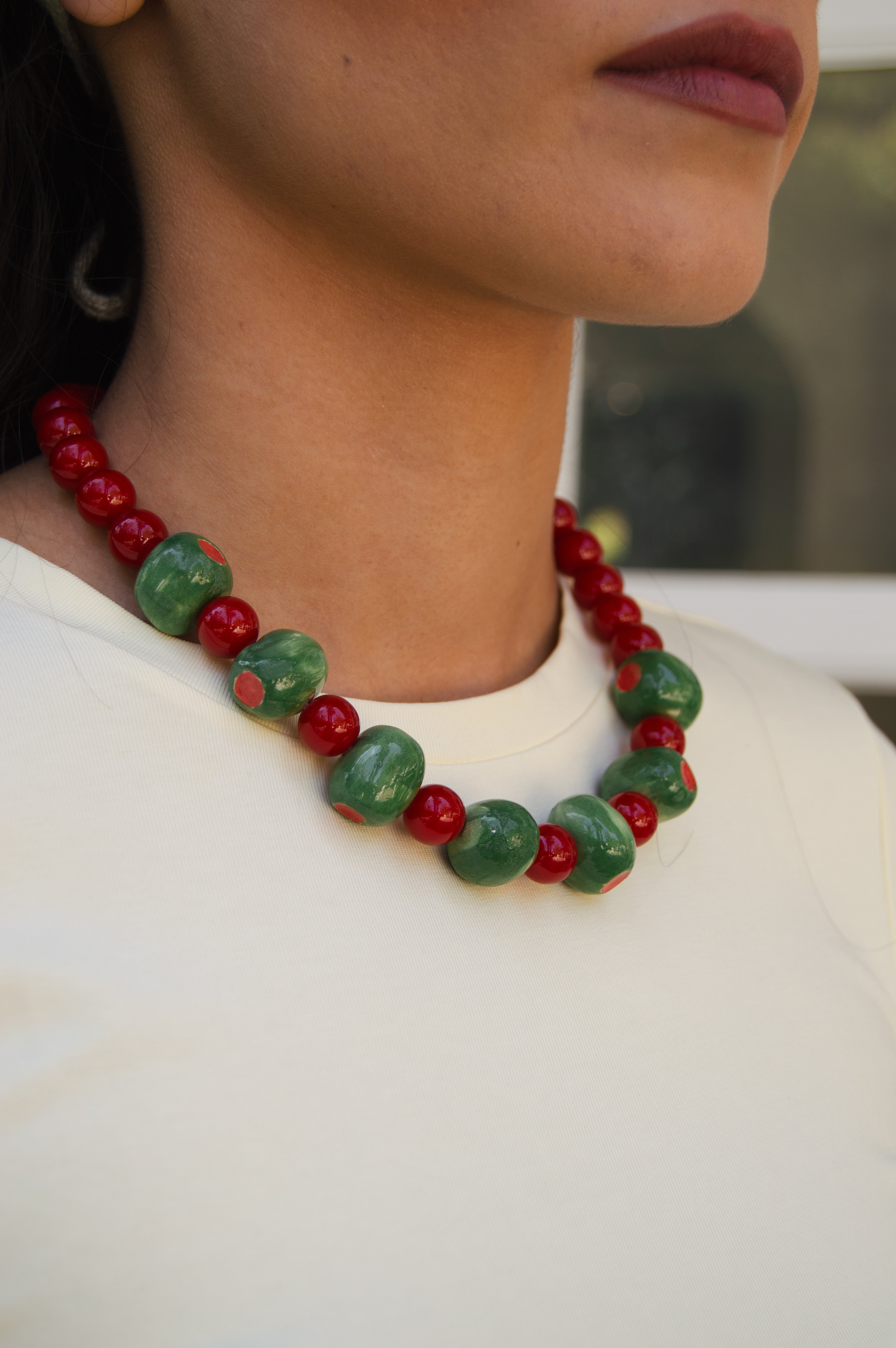 Collar Olivea rojo